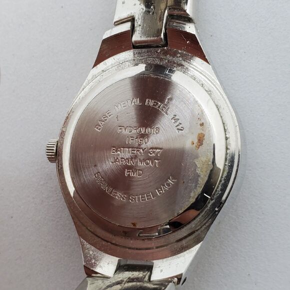 Folio Women's Watch 26MM Pink Dial Gray Bracelet Crystal Bezel 5.75" New Battery - Picture 6 of 14